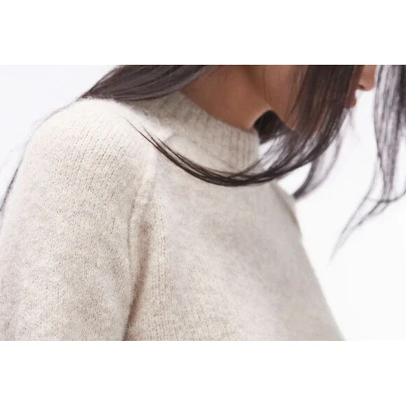 Topshop knit crew with raglan and exposed seam sweater in oat. Small Women - Picture 2 of 5